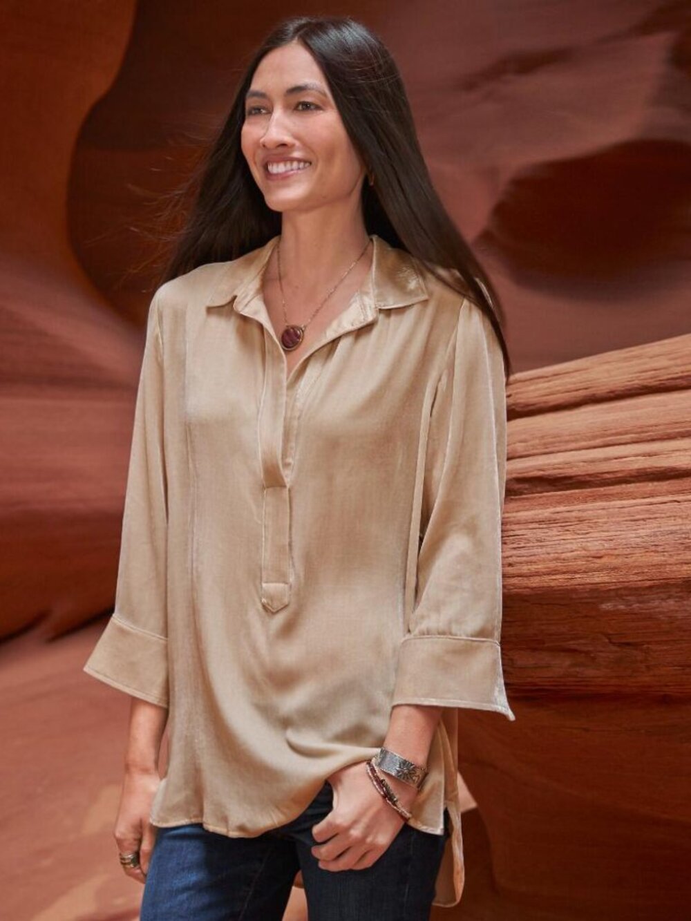 SUNDANCE: Silk Rayon Velvet Top